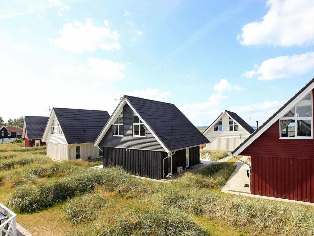Two-Bedroom Holiday Home In Wendtorf 3 Esterno foto